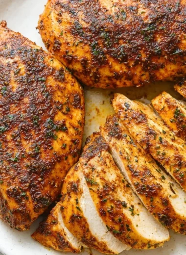 Juicy baked chicken breast ready to serve in 30 minutes