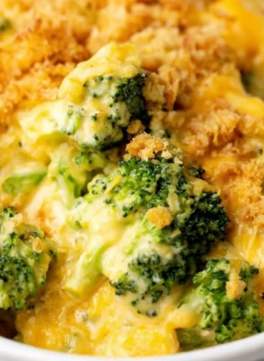 Delicious Velveeta broccoli casserole baked to perfection with creamy cheese.